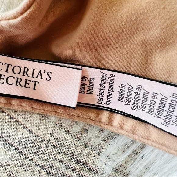 Victoria's Secret Tan Bra - Picture 9 of 9